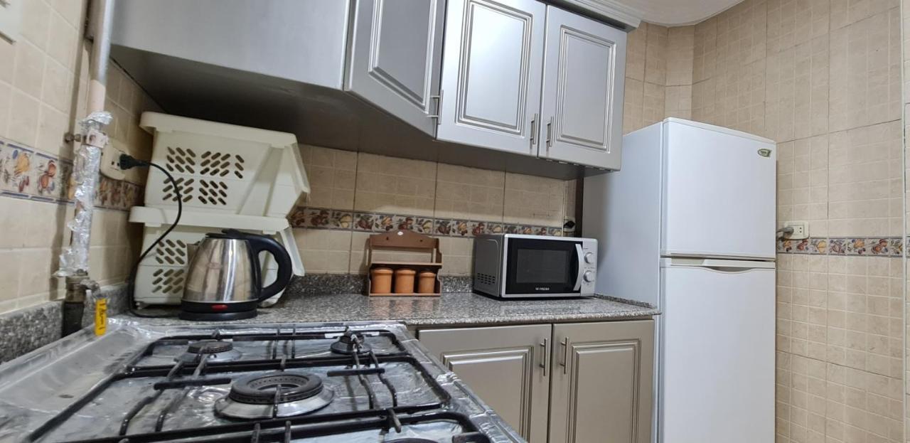 Comfy 3 Bedrooms Apartment in Cairo 96 Buitenkant foto